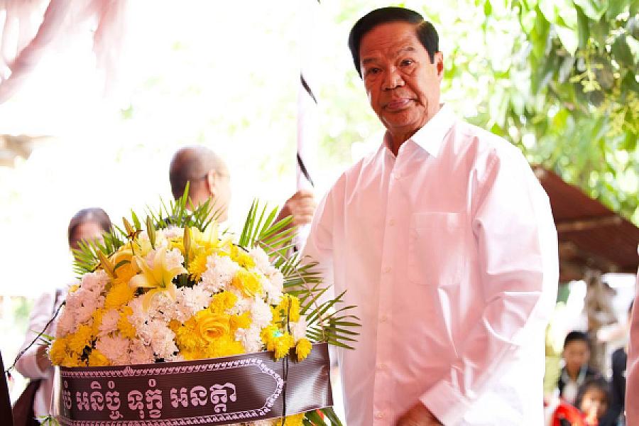 ថវិការំលែកមរណទុក្ខរបស់ សម្តេចមហាបវរធិបតី ហ៊ុន ម៉ាណែត បានប្រគល់ជូនគ្រួសារសពវីរកងកម្លាំងពលី ២រូប ក្នុងខេត្តឧត្តរមានជ័យ  - Image 10