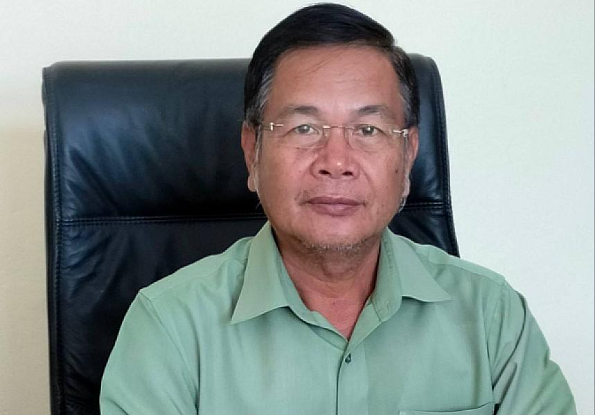 Mr. Vong Chamnan, Director of the Department of Social Affairs, Veterans and Youth Rehabilitation of Kandal Province, has contributed 300,000 riels to organize the Extraordinary General Assembly of the Cambodian Veterans Association nationwide