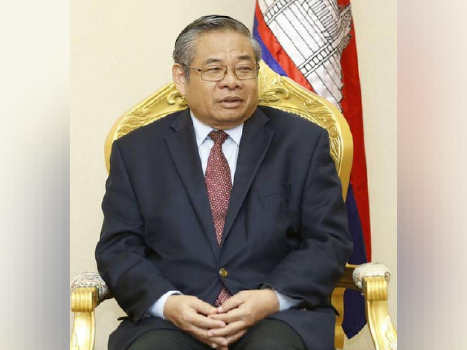 ឯកឧត្តម យឹម ឆៃលី ឧត្តមប្រឹក្សាផ្ទាល់ព្រះមហាក្សត្រ ចូលរួមថវិកាចំនួន ២លានរៀល ដើម្បីរៀបចំមហាសន្និបាតវិសាមញ្ញតំណាងសមាគមអតីតយុទ្ធជនកម្ពុជាទូទាំងប្រទេស 