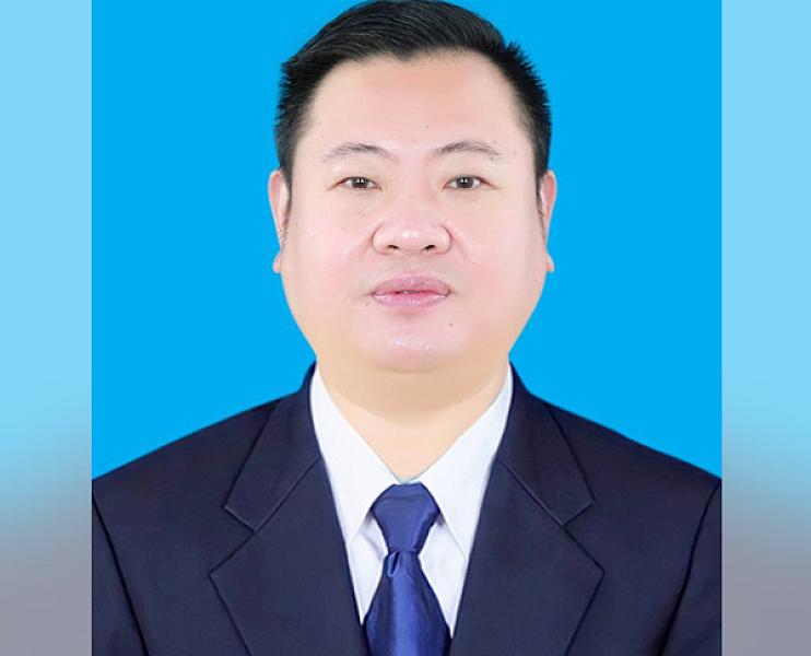 Mr. Bunnavut, Director of the Cooperation and ASEAN Department of the NCMD, contributed 500,000 riels to organize an extraordinary general assembly of representatives of the Cambodian Veterans Association across the country.
