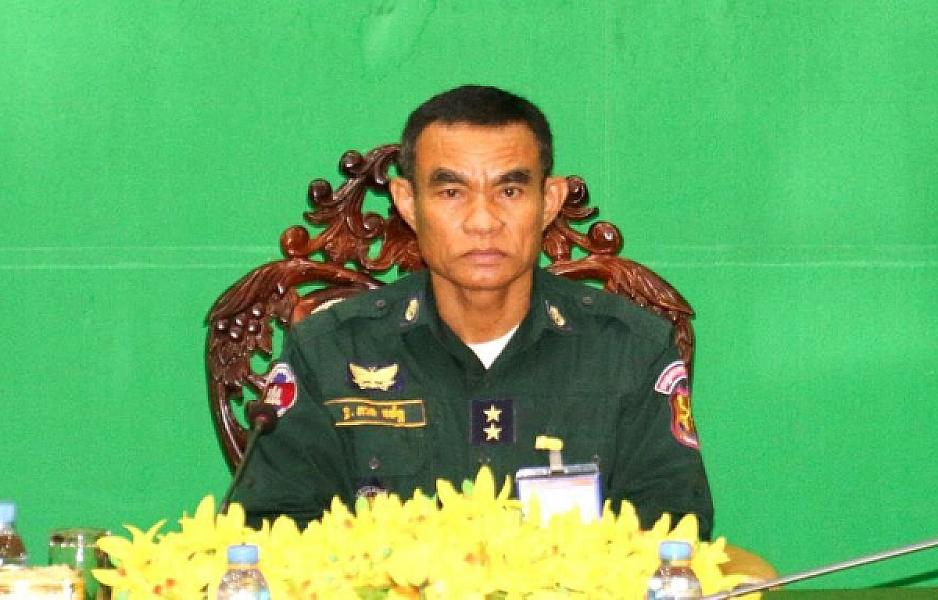 Senior Lieutenant General Phean Chavan, Director of Siem Reap Prison, has donated 400,000 riels to organize the Extraordinary General Assembly of the Cambodian Veterans Association nationwide