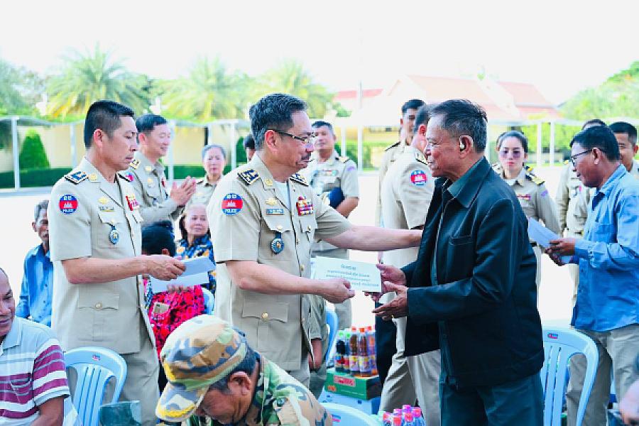 សមាគមអតីតយុទ្ធជនកម្ពុជារាជធានីភ្នំពេញ​ ផ្ដល់ដី ផ្ទះ សម្បទានសង្គមកិច្ច ចំនួន៦២ខ្នង ជូនដល់សមាជិក ក្នុងឆ្នាំ២០២៤-ឆ្នាំ២០២៥ - Image 3