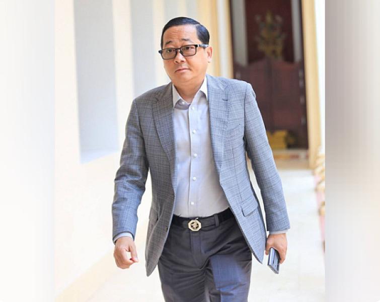 His Excellency Dr. Kim Santephap, Secretary of State, Ministry of Justice, has contributed 4 million riels to organize the Extraordinary General Assembly of the Cambodian Veterans Association nationwide