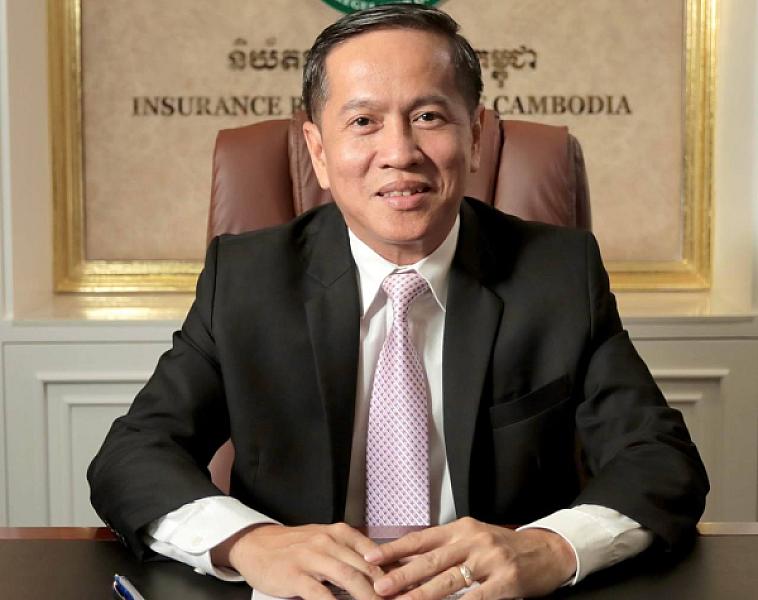 His Excellency Bou Chanphiru, Director General of the Insurance Regulator of Cambodia, has contributed 2 million riels to organize the Extraordinary General Assembly of the Cambodian Veterans Association nationwide