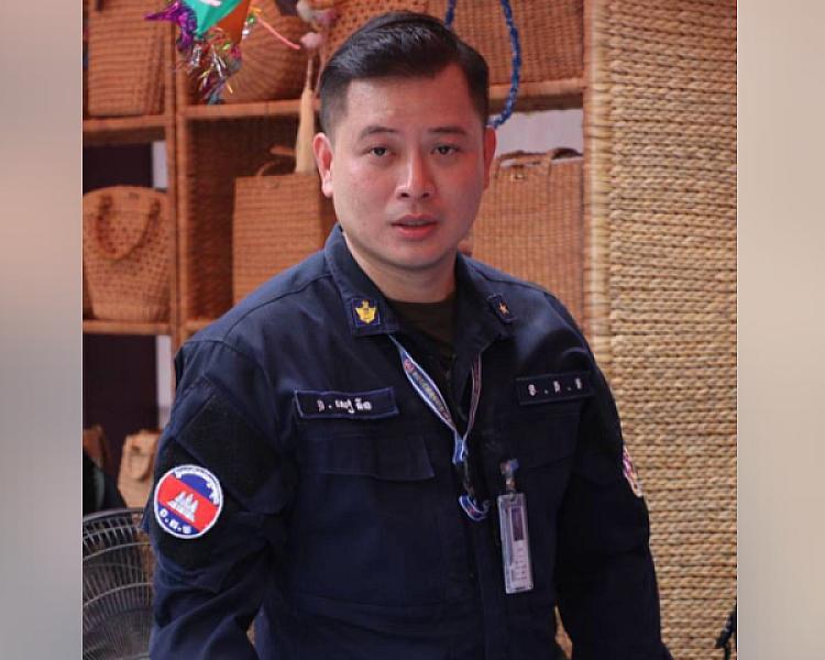 Brigadier General Sea Tin, Commander of the Siem Reap Military Police, has donated 1 million riel to organize the Extraordinary General Assembly of the Cambodian Veterans Association nationwide