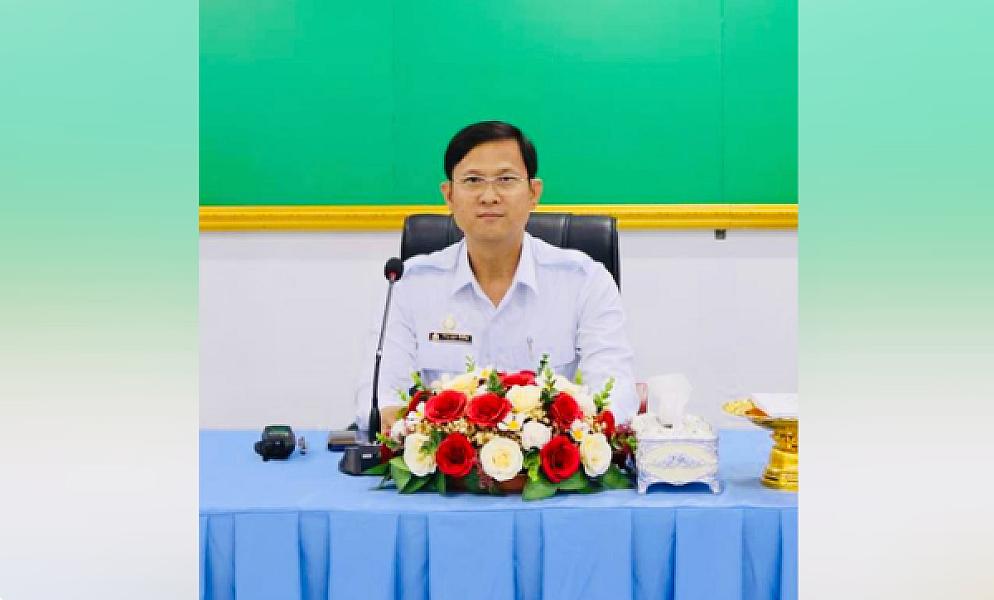 Dr. Long Viseth, Director of Kampong Speu Provincial Referral Hospital, has contributed 200,000 riels to organize the Extraordinary General Assembly of the Cambodian Veterans Association nationwide